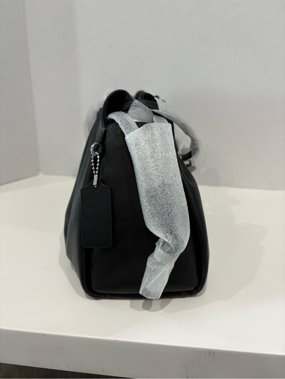 Coach Black Faye shoulder Bag - Picture 2 of 6